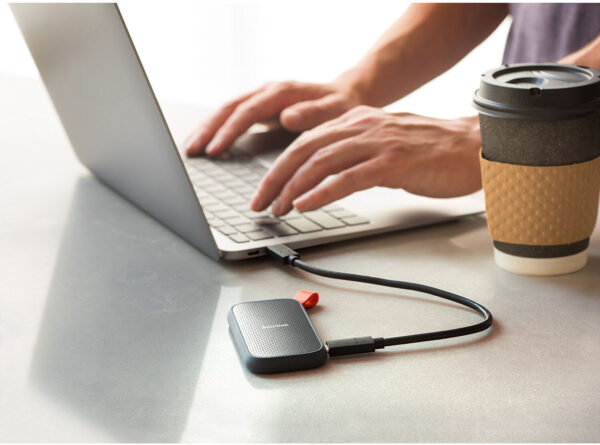 Disque dur portable SSD SanDisk® 2 To (SDSSDE30-2T00-G26) – Image 3